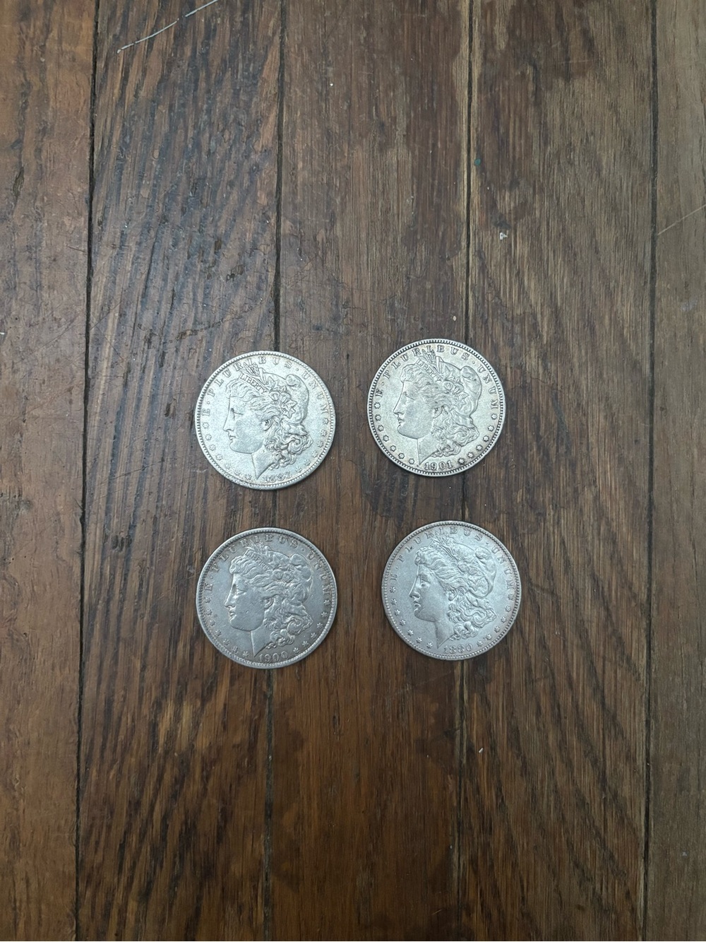 1800’s-1900’s morgan silver dollars lot